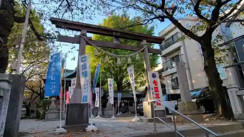 宇迦八幡宮の鳥居