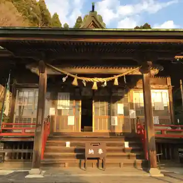 大津山阿蘇神社の本殿・本堂