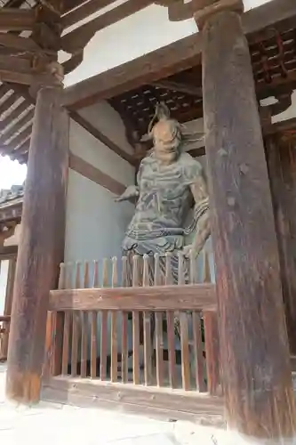 法隆寺の像