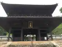 蕃松院の山門・神門