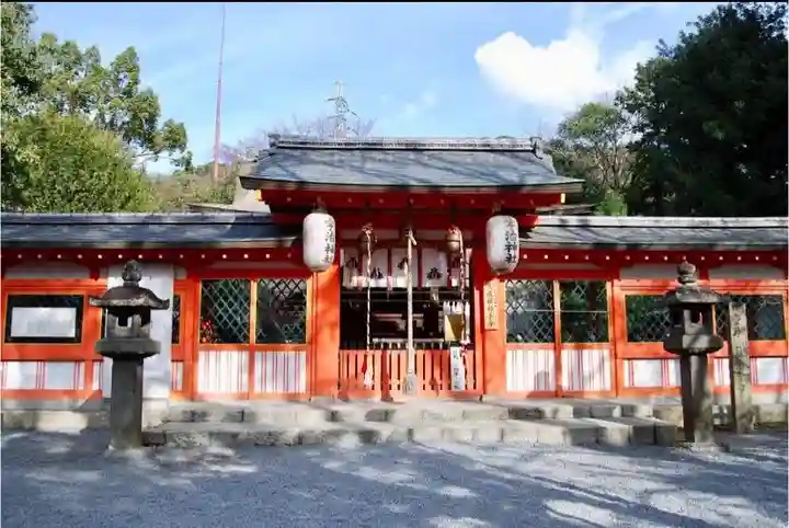宇治神社の山門・神門