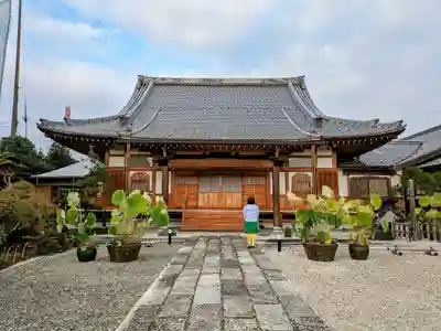 退休寺の本殿・本堂