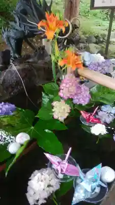 虻田神社の手水舎