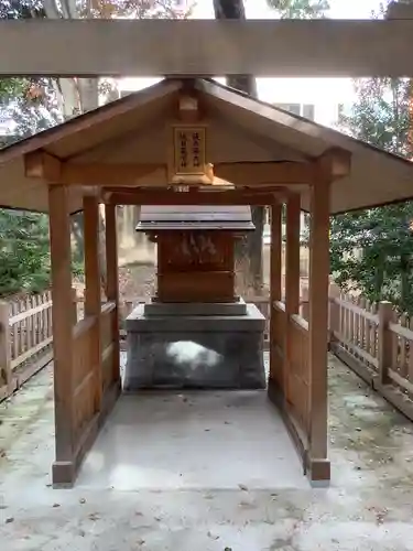 闇之森八幡社の末社・摂社