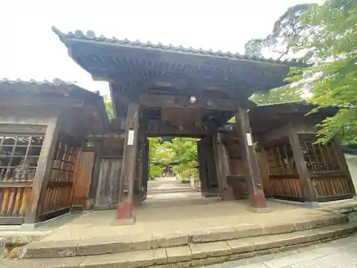 修禅寺の山門