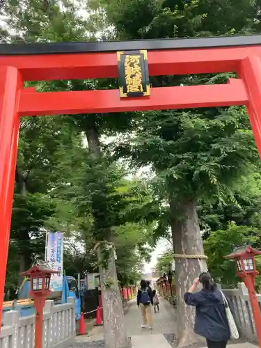 川越八幡宮の{uncategorized: "未分類", other: "その他", undefined: "問題あり", building: "その他建物", grave: "お墓", sacred_gate: "鳥居", guardian: "狛犬", statue: "像", buddha: "仏像", history: "歴史", nature: "自然", garden: "庭園", animal: "動物", pagoda: "塔", temizu: "手水舎", mountain_gate: "山門・神門", sanctuary: "本殿・本堂", subordinate: "末社・摂社", art: "芸術", scenery: "景色", jizo: "地蔵", ema: "絵馬", goshuin: "御朱印", omikuji: "おみくじ", items: "授与品その他", amulet: "お守り", goshuincho: "御朱印帳", eats: "食事", festival: "お祭り", votive_dance: "神楽", shichigosan: "七五三参", wedding: "結婚式", experience: "体験その他", initially: "初詣", around: "周辺", anti_infection: "感染症対策"}