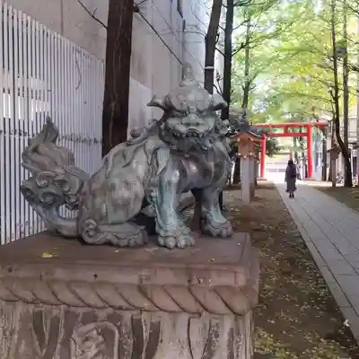 花園神社の狛犬