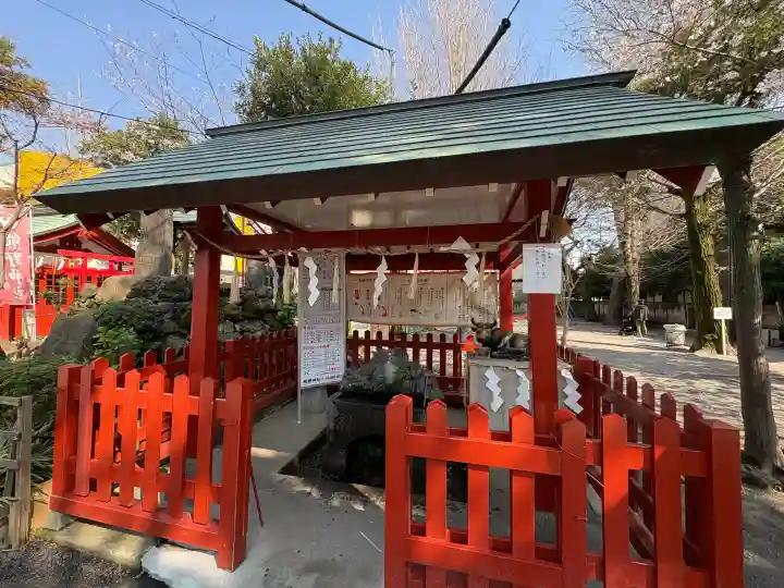 五方山熊野神社の{uncategorized: "未分類", other: "その他", undefined: "問題あり", building: "その他建物", grave: "お墓", sacred_gate: "鳥居", guardian: "狛犬", statue: "像", buddha: "仏像", history: "歴史", nature: "自然", garden: "庭園", animal: "動物", pagoda: "塔", temizu: "手水舎", mountain_gate: "山門・神門", sanctuary: "本殿・本堂", subordinate: "末社・摂社", art: "芸術", scenery: "景色", jizo: "地蔵", ema: "絵馬", goshuin: "御朱印", omikuji: "おみくじ", items: "授与品その他", amulet: "お守り", goshuincho: "御朱印帳", eats: "食事", festival: "お祭り", votive_dance: "神楽", shichigosan: "七五三参", wedding: "結婚式", experience: "体験その他", initially: "初詣", around: "周辺", anti_infection: "感染症対策"}