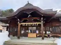 藤島神社(贈正一位新田義貞公之大宮)の{uncategorized: "未分類", other: "その他", undefined: "問題あり", building: "その他建物", grave: "お墓", sacred_gate: "鳥居", guardian: "狛犬", statue: "像", buddha: "仏像", history: "歴史", nature: "自然", garden: "庭園", animal: "動物", pagoda: "塔", temizu: "手水舎", mountain_gate: "山門・神門", sanctuary: "本殿・本堂", subordinate: "末社・摂社", art: "芸術", scenery: "景色", jizo: "地蔵", ema: "絵馬", goshuin: "御朱印", omikuji: "おみくじ", items: "授与品その他", amulet: "お守り", goshuincho: "御朱印帳", eats: "食事", festival: "お祭り", votive_dance: "神楽", shichigosan: "七五三参", wedding: "結婚式", experience: "体験その他", initially: "初詣", around: "周辺", anti_infection: "感染症対策"}