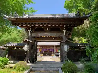 徳星寺の山門・神門