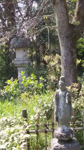 王禅寺の像