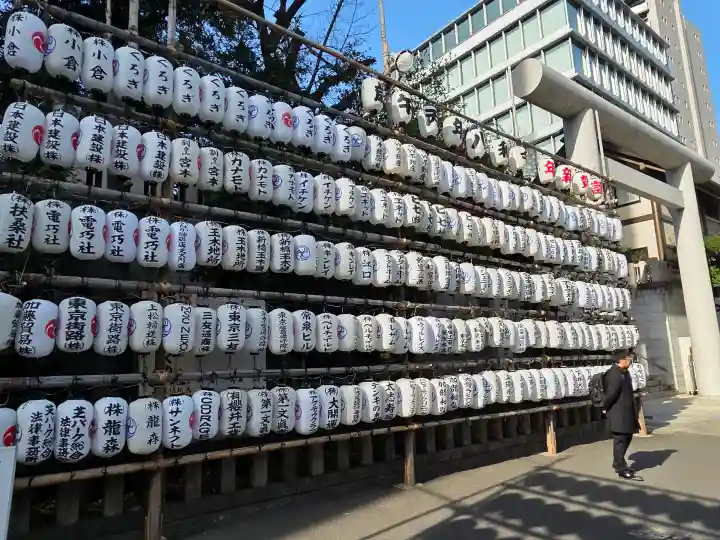 芝大神宮の{uncategorized: "未分類", other: "その他", undefined: "問題あり", building: "その他建物", grave: "お墓", sacred_gate: "鳥居", guardian: "狛犬", statue: "像", buddha: "仏像", history: "歴史", nature: "自然", garden: "庭園", animal: "動物", pagoda: "塔", temizu: "手水舎", mountain_gate: "山門・神門", sanctuary: "本殿・本堂", subordinate: "末社・摂社", art: "芸術", scenery: "景色", jizo: "地蔵", ema: "絵馬", goshuin: "御朱印", omikuji: "おみくじ", items: "授与品その他", amulet: "お守り", goshuincho: "御朱印帳", eats: "食事", festival: "お祭り", votive_dance: "神楽", shichigosan: "七五三参", wedding: "結婚式", experience: "体験その他", initially: "初詣", around: "周辺", anti_infection: "感染症対策"}