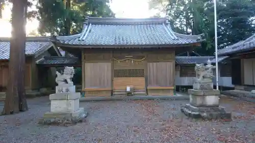 南宮御旅神社の本殿・本堂