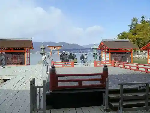 厳島神社の建物その他