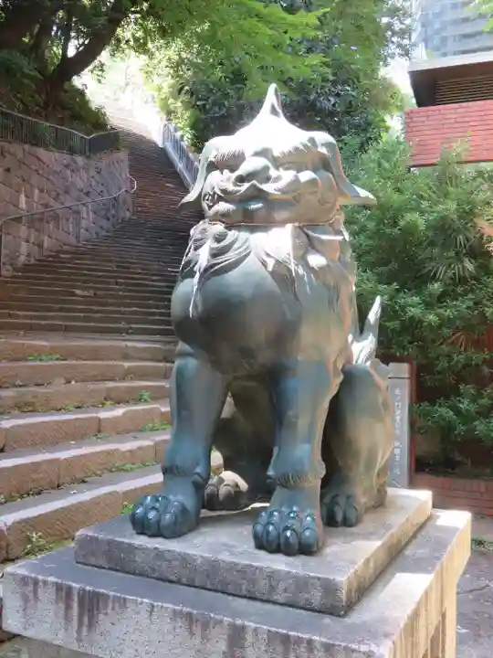 愛宕神社の狛犬