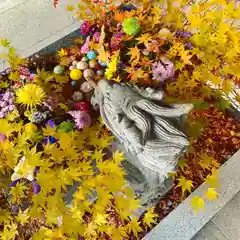 滑川神社 - 仕事と子どもの守り神の手水