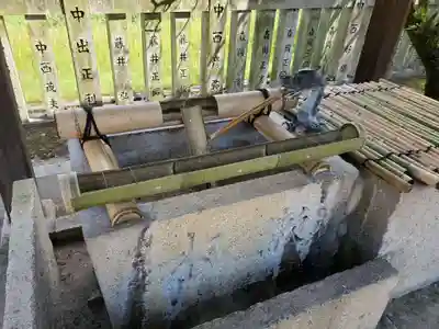 押部谷住吉神社の手水舎