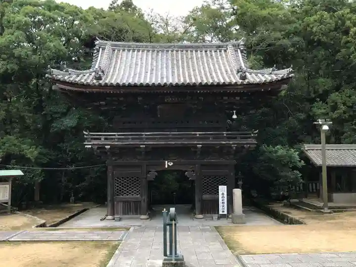 太山寺の山門・神門