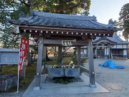 猪田神社の手水舎