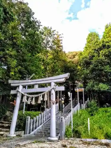 篭山神社の鳥居