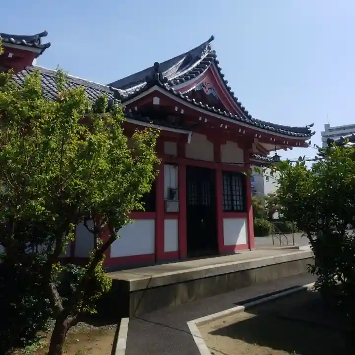 白髭神社の本殿・本堂