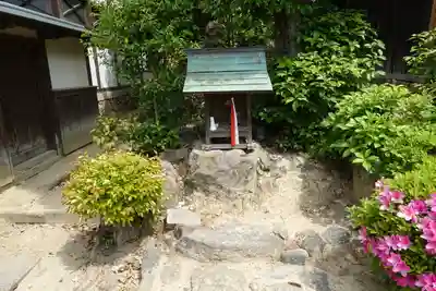殿岡神社（稲荷神社）の末社・摂社