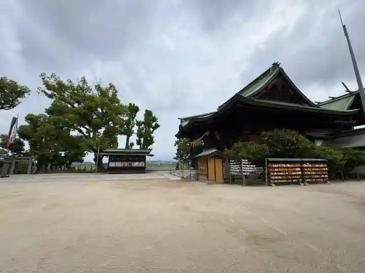 水天宮の{uncategorized: "未分類", other: "その他", undefined: "問題あり", building: "その他建物", grave: "お墓", sacred_gate: "鳥居", guardian: "狛犬", statue: "像", buddha: "仏像", history: "歴史", nature: "自然", garden: "庭園", animal: "動物", pagoda: "塔", temizu: "手水舎", mountain_gate: "山門・神門", sanctuary: "本殿・本堂", subordinate: "末社・摂社", art: "芸術", scenery: "景色", jizo: "地蔵", ema: "絵馬", goshuin: "御朱印", omikuji: "おみくじ", items: "授与品その他", amulet: "お守り", goshuincho: "御朱印帳", eats: "食事", festival: "お祭り", votive_dance: "神楽", shichigosan: "七五三参", wedding: "結婚式", experience: "体験その他", initially: "初詣", around: "周辺", anti_infection: "感染症対策"}