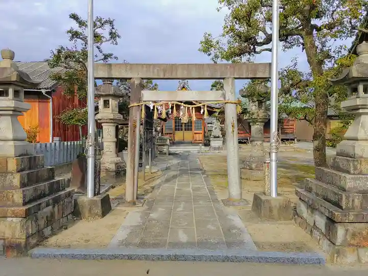 神明社(高台寺町)の鳥居