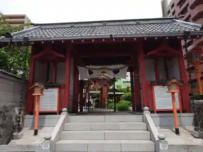 仙台大神宮の山門・神門