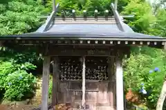 三春駒神社の本殿