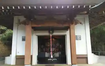 若杉観音堂の本殿・本堂