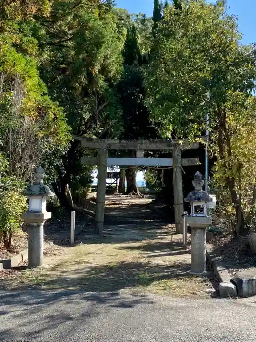 若宮八幡宮の鳥居