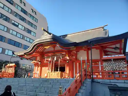花園神社の本殿・本堂