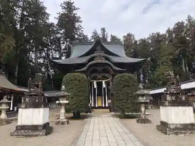 馬見岡綿向神社の本殿・本堂