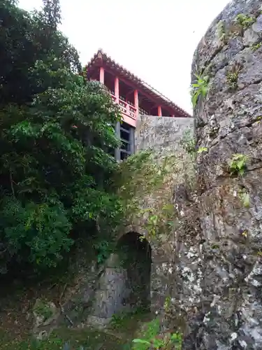 末吉宮の本殿・本堂