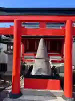 車折神社の{uncategorized: "未分類", other: "その他", undefined: "問題あり", building: "その他建物", grave: "お墓", sacred_gate: "鳥居", guardian: "狛犬", statue: "像", buddha: "仏像", history: "歴史", nature: "自然", garden: "庭園", animal: "動物", pagoda: "塔", temizu: "手水舎", mountain_gate: "山門・神門", sanctuary: "本殿・本堂", subordinate: "末社・摂社", art: "芸術", scenery: "景色", jizo: "地蔵", ema: "絵馬", goshuin: "御朱印", omikuji: "おみくじ", items: "授与品その他", amulet: "お守り", goshuincho: "御朱印帳", eats: "食事", festival: "お祭り", votive_dance: "神楽", shichigosan: "七五三参", wedding: "結婚式", experience: "体験その他", initially: "初詣", around: "周辺", anti_infection: "感染症対策"}