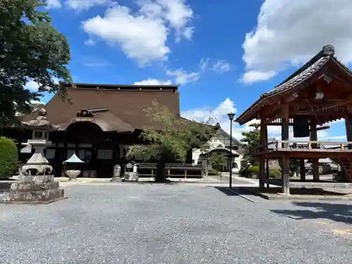 曼陀羅寺の本殿・本堂