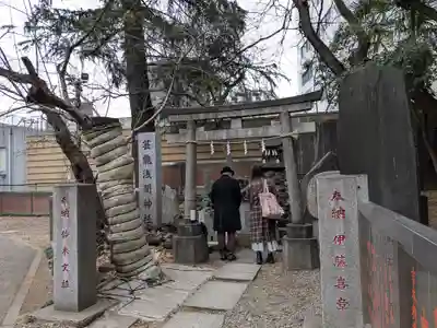 花園神社の末社・摂社