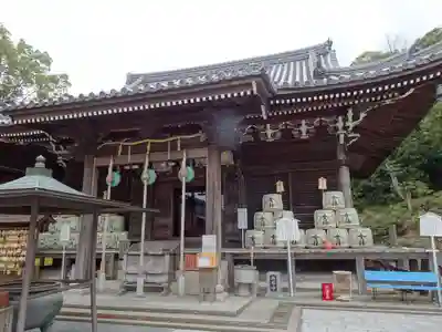 與田寺の本殿・本堂