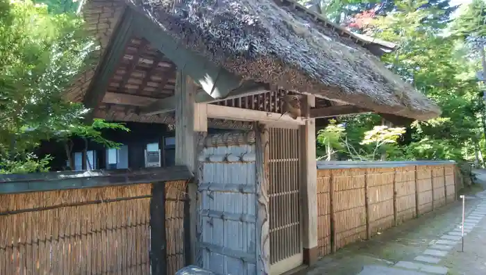 開拓神社（紅櫻公園）の建物その他