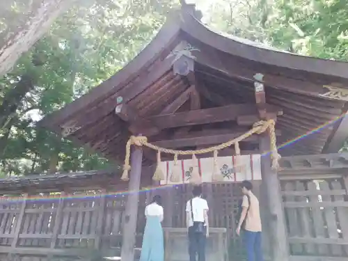 諏訪大社上社前宮の本殿・本堂