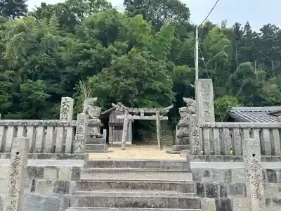 伊加奈志神社の鳥居