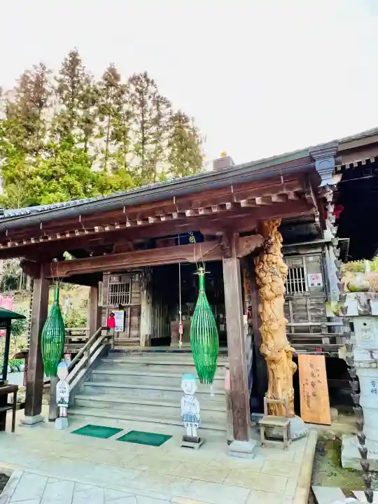 法泉寺の{uncategorized: "未分類", other: "その他", undefined: "問題あり", building: "その他建物", grave: "お墓", sacred_gate: "鳥居", guardian: "狛犬", statue: "像", buddha: "仏像", history: "歴史", nature: "自然", garden: "庭園", animal: "動物", pagoda: "塔", temizu: "手水舎", mountain_gate: "山門・神門", sanctuary: "本殿・本堂", subordinate: "末社・摂社", art: "芸術", scenery: "景色", jizo: "地蔵", ema: "絵馬", goshuin: "御朱印", omikuji: "おみくじ", items: "授与品その他", amulet: "お守り", goshuincho: "御朱印帳", eats: "食事", festival: "お祭り", votive_dance: "神楽", shichigosan: "七五三参", wedding: "結婚式", experience: "体験その他", initially: "初詣", around: "周辺", anti_infection: "感染症対策"}