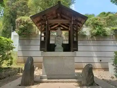 東光寺の{uncategorized: "未分類", other: "その他", undefined: "問題あり", building: "その他建物", grave: "お墓", sacred_gate: "鳥居", guardian: "狛犬", statue: "像", buddha: "仏像", history: "歴史", nature: "自然", garden: "庭園", animal: "動物", pagoda: "塔", temizu: "手水舎", mountain_gate: "山門・神門", sanctuary: "本殿・本堂", subordinate: "末社・摂社", art: "芸術", scenery: "景色", jizo: "地蔵", ema: "絵馬", goshuin: "御朱印", omikuji: "おみくじ", items: "授与品その他", amulet: "お守り", goshuincho: "御朱印帳", eats: "食事", festival: "お祭り", votive_dance: "神楽", shichigosan: "七五三参", wedding: "結婚式", experience: "体験その他", initially: "初詣", around: "周辺", anti_infection: "感染症対策"}