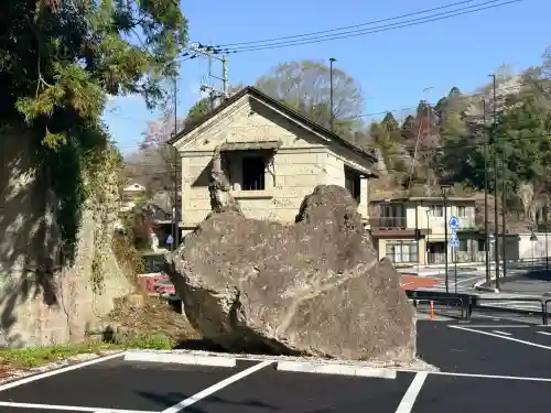 大谷寺の{uncategorized: "未分類", other: "その他", undefined: "問題あり", building: "その他建物", grave: "お墓", sacred_gate: "鳥居", guardian: "狛犬", statue: "像", buddha: "仏像", history: "歴史", nature: "自然", garden: "庭園", animal: "動物", pagoda: "塔", temizu: "手水舎", mountain_gate: "山門・神門", sanctuary: "本殿・本堂", subordinate: "末社・摂社", art: "芸術", scenery: "景色", jizo: "地蔵", ema: "絵馬", goshuin: "御朱印", omikuji: "おみくじ", items: "授与品その他", amulet: "お守り", goshuincho: "御朱印帳", eats: "食事", festival: "お祭り", votive_dance: "神楽", shichigosan: "七五三参", wedding: "結婚式", experience: "体験その他", initially: "初詣", around: "周辺", anti_infection: "感染症対策"}