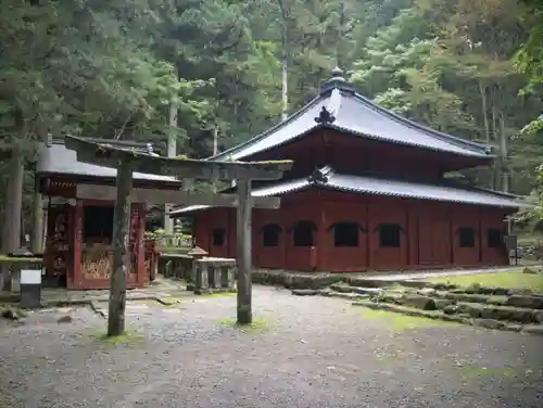 輪王寺の鳥居