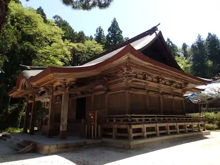 稻田神社の本殿・本堂