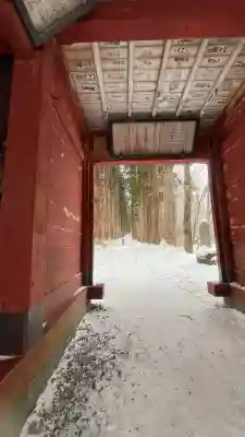 戸隠神社奥社の{uncategorized: "未分類", other: "その他", undefined: "問題あり", building: "その他建物", grave: "お墓", sacred_gate: "鳥居", guardian: "狛犬", statue: "像", buddha: "仏像", history: "歴史", nature: "自然", garden: "庭園", animal: "動物", pagoda: "塔", temizu: "手水舎", mountain_gate: "山門・神門", sanctuary: "本殿・本堂", subordinate: "末社・摂社", art: "芸術", scenery: "景色", jizo: "地蔵", ema: "絵馬", goshuin: "御朱印", omikuji: "おみくじ", items: "授与品その他", amulet: "お守り", goshuincho: "御朱印帳", eats: "食事", festival: "お祭り", votive_dance: "神楽", shichigosan: "七五三参", wedding: "結婚式", experience: "体験その他", initially: "初詣", around: "周辺", anti_infection: "感染症対策"}