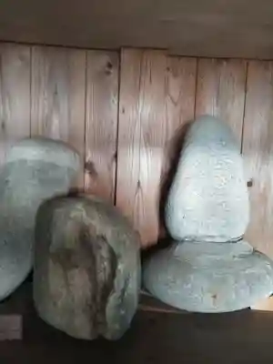 鎮懐石八幡宮のその他建物