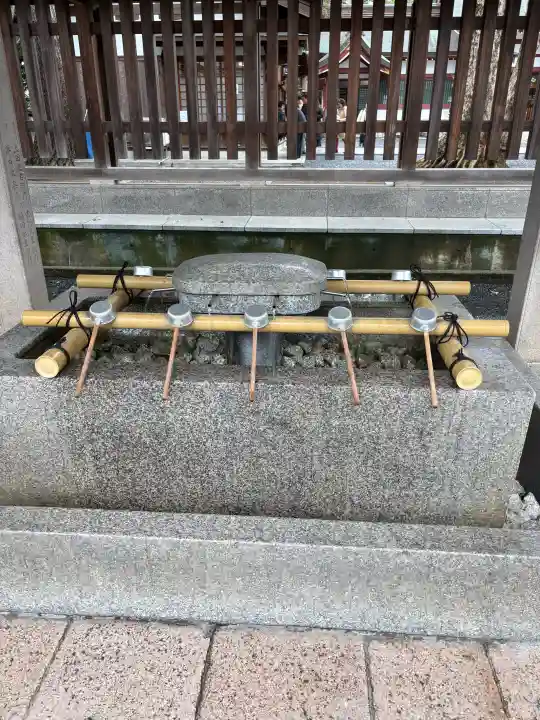 氣比神宮の{uncategorized: "未分類", other: "その他", undefined: "問題あり", building: "その他建物", grave: "お墓", sacred_gate: "鳥居", guardian: "狛犬", statue: "像", buddha: "仏像", history: "歴史", nature: "自然", garden: "庭園", animal: "動物", pagoda: "塔", temizu: "手水舎", mountain_gate: "山門・神門", sanctuary: "本殿・本堂", subordinate: "末社・摂社", art: "芸術", scenery: "景色", jizo: "地蔵", ema: "絵馬", goshuin: "御朱印", omikuji: "おみくじ", items: "授与品その他", amulet: "お守り", goshuincho: "御朱印帳", eats: "食事", festival: "お祭り", votive_dance: "神楽", shichigosan: "七五三参", wedding: "結婚式", experience: "体験その他", initially: "初詣", around: "周辺", anti_infection: "感染症対策"}